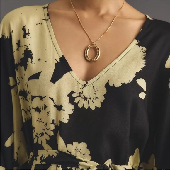 Bel Kazan Tie Ruffle Printed Kaftan O/S - Picture 9 of 9